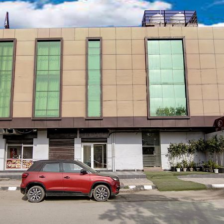 Hotel Silky Palace Near Igi Airportt New Delhi Luaran gambar