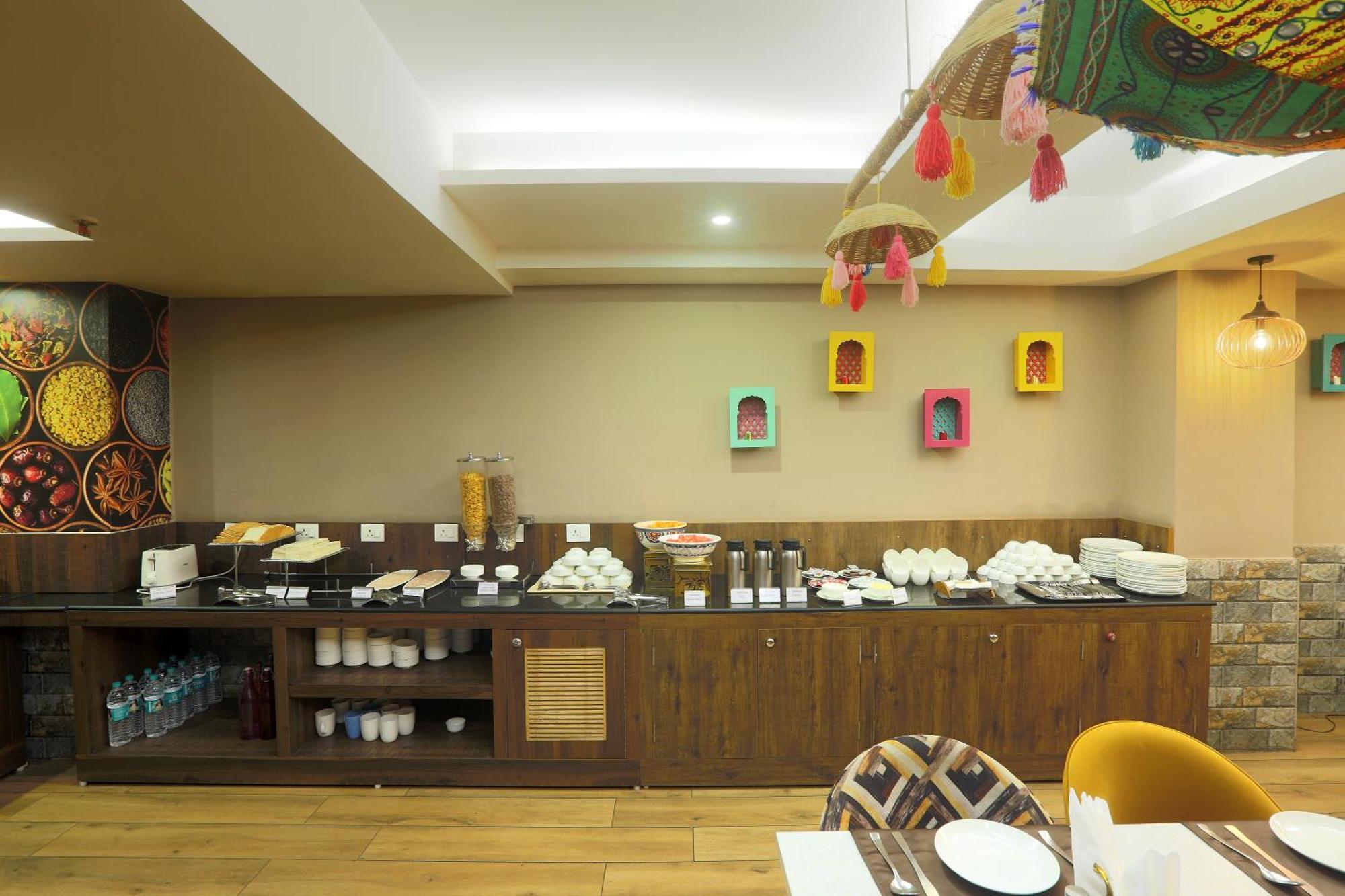 Hotel Silky Palace Near Igi Airportt New Delhi Luaran gambar