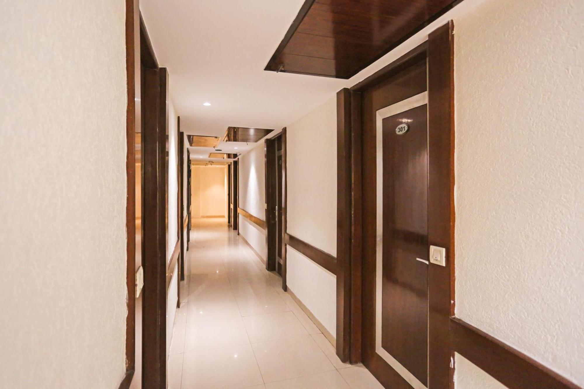 Hotel Silky Palace Near Igi Airportt New Delhi Luaran gambar