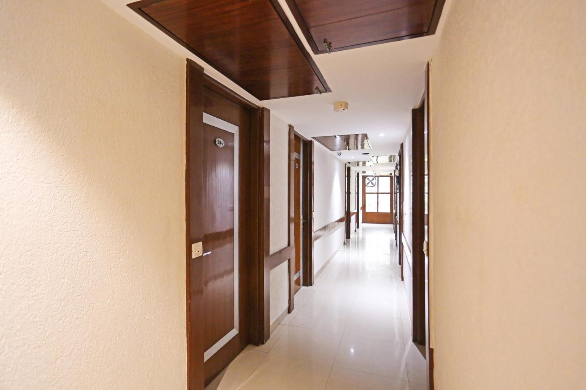 Hotel Silky Palace Near Igi Airportt New Delhi Luaran gambar