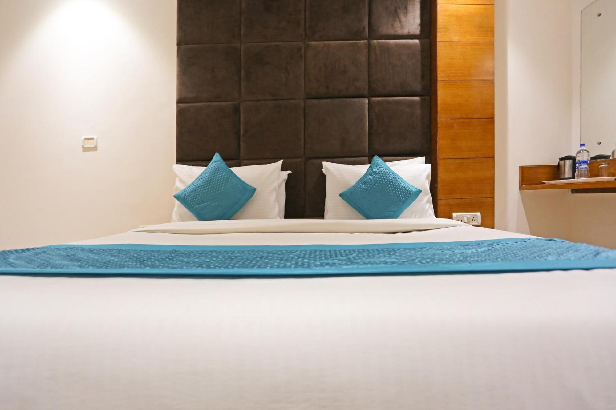 Hotel Silky Palace Near Igi Airportt New Delhi Luaran gambar