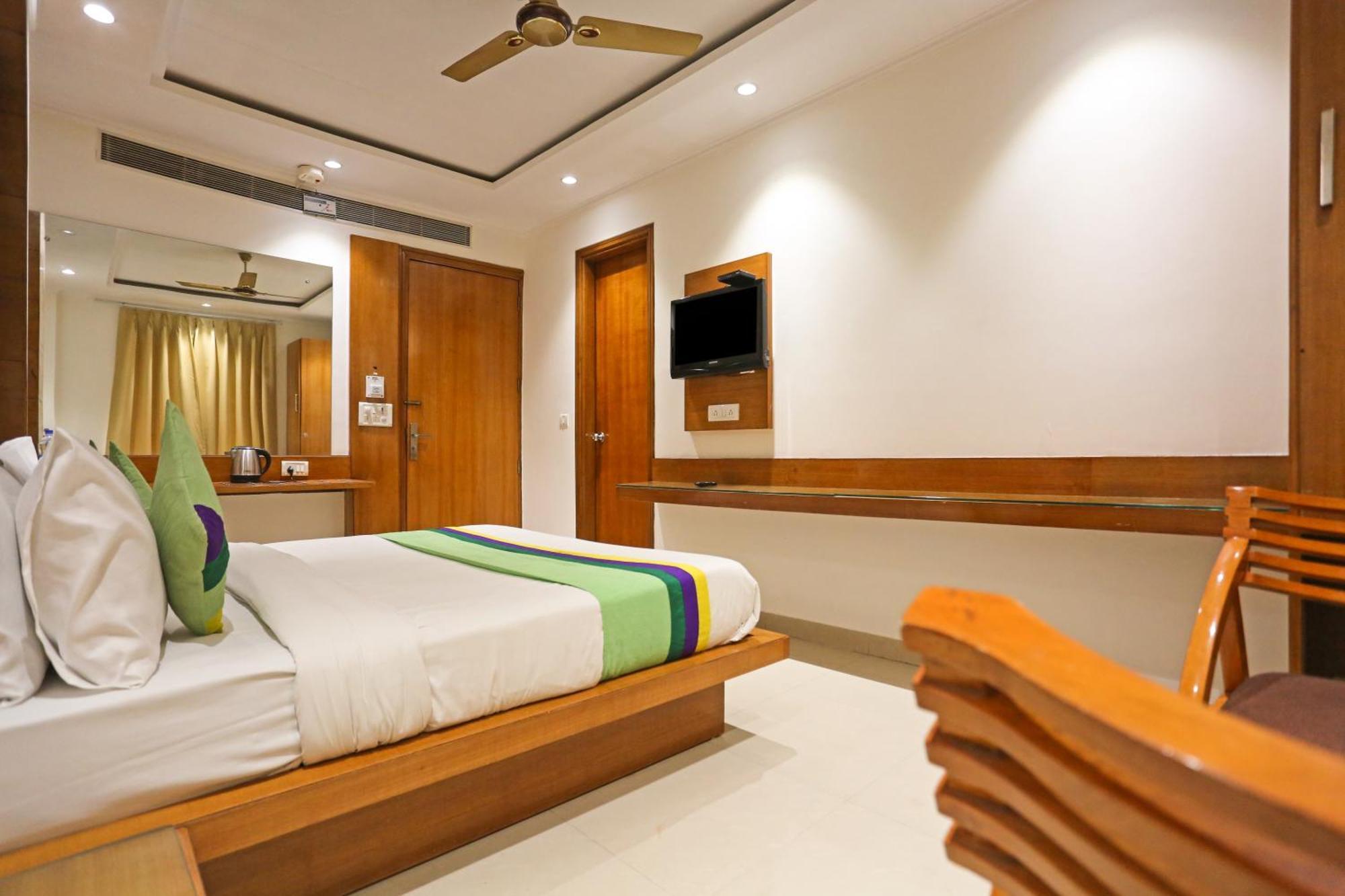 Hotel Silky Palace Near Igi Airportt New Delhi Luaran gambar