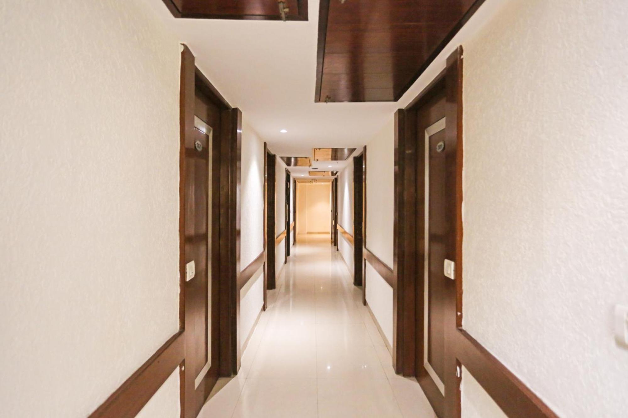 Hotel Silky Palace Near Igi Airportt New Delhi Luaran gambar