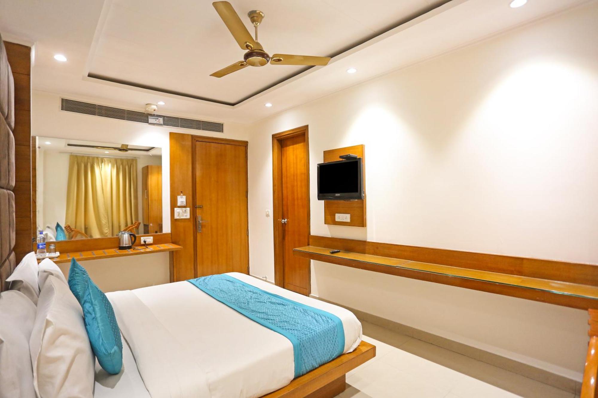 Hotel Silky Palace Near Igi Airportt New Delhi Luaran gambar
