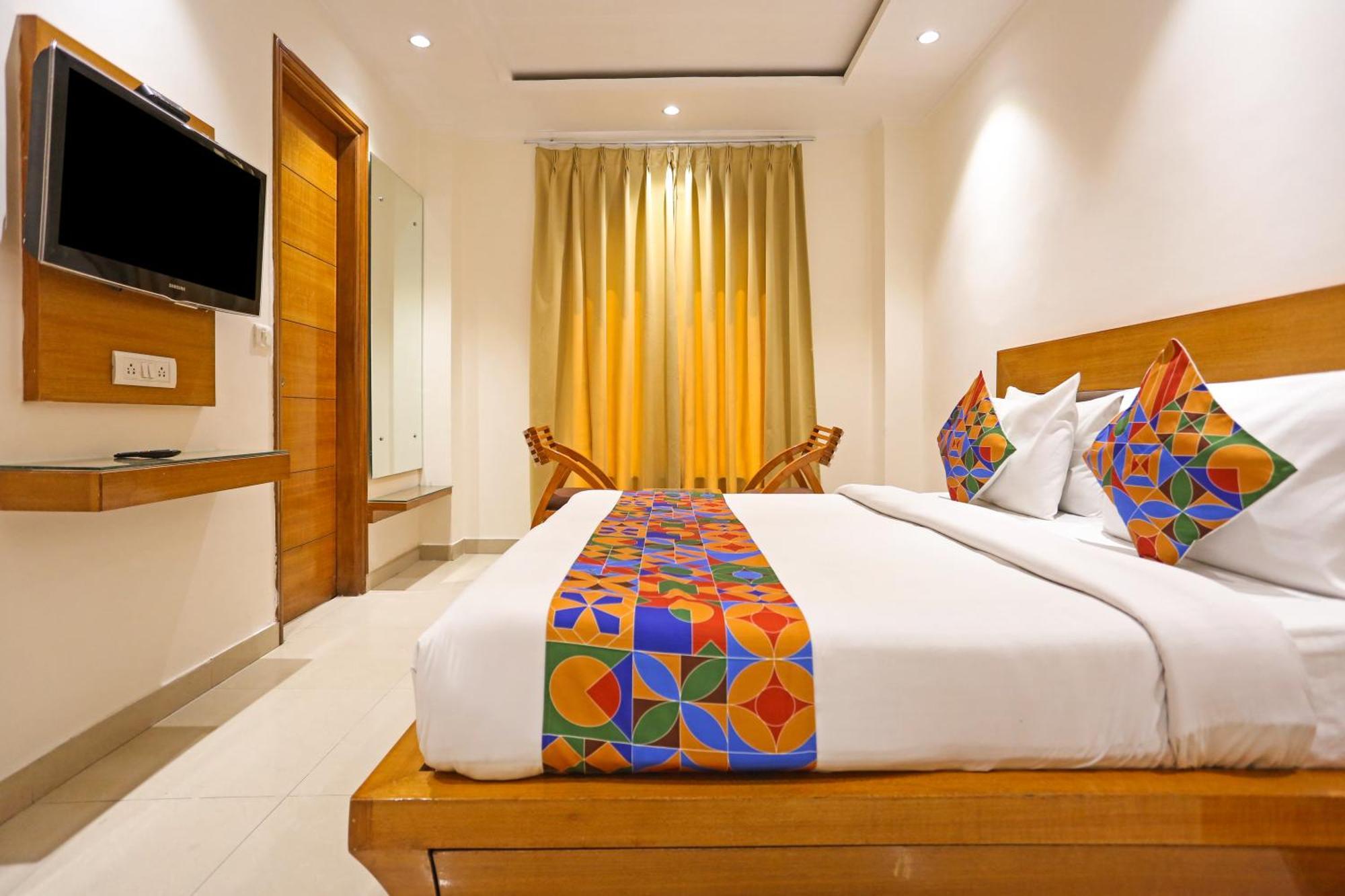 Hotel Silky Palace Near Igi Airportt New Delhi Luaran gambar