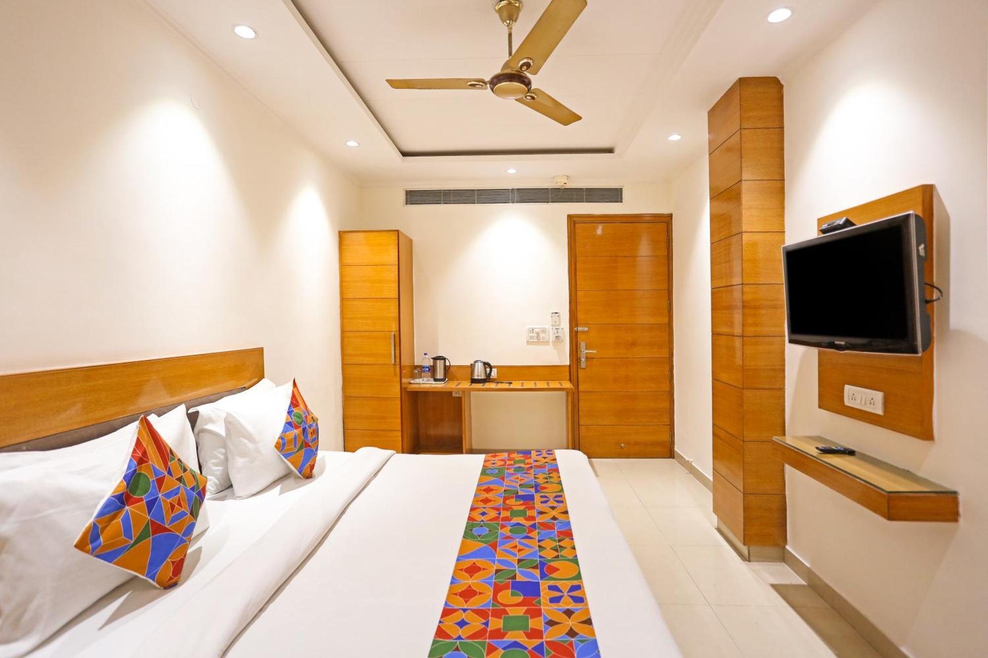 Hotel Silky Palace Near Igi Airportt New Delhi Luaran gambar