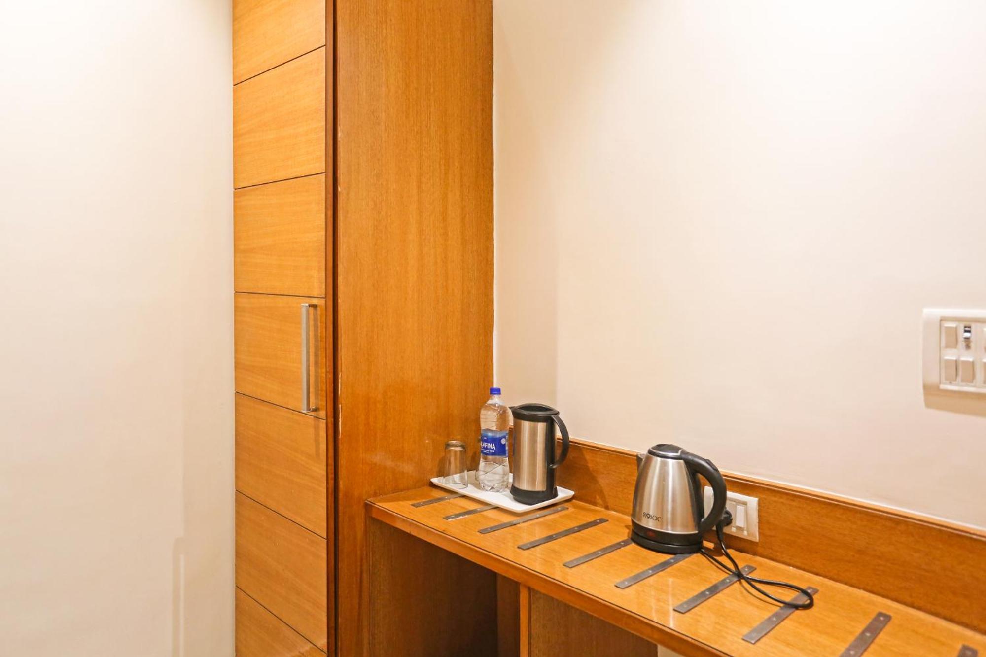 Hotel Silky Palace Near Igi Airportt New Delhi Luaran gambar