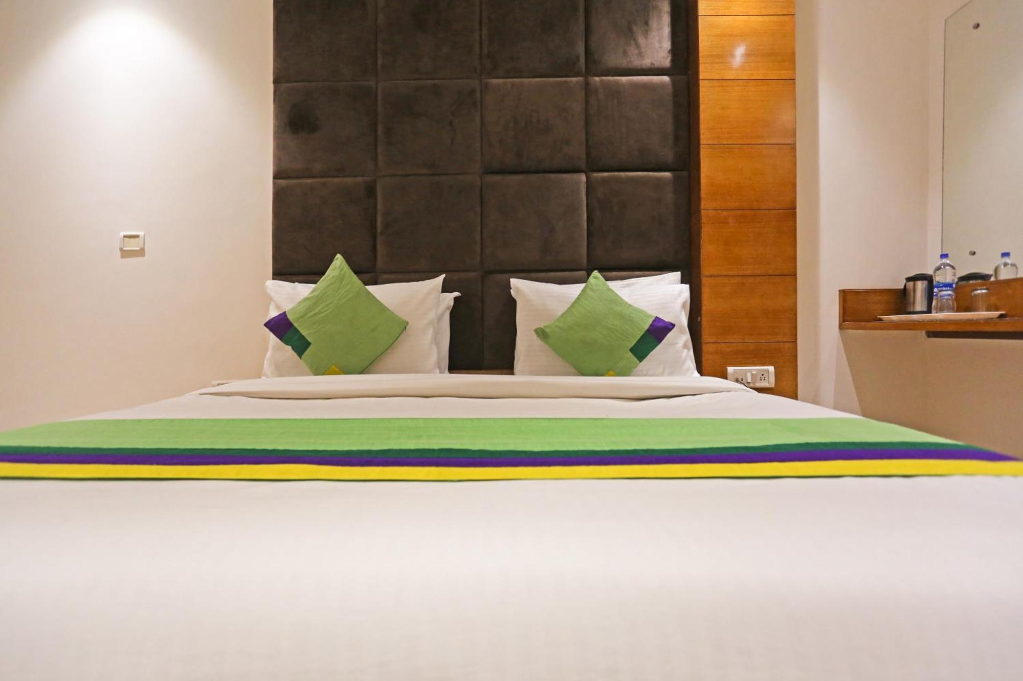 Hotel Silky Palace Near Igi Airportt New Delhi Luaran gambar