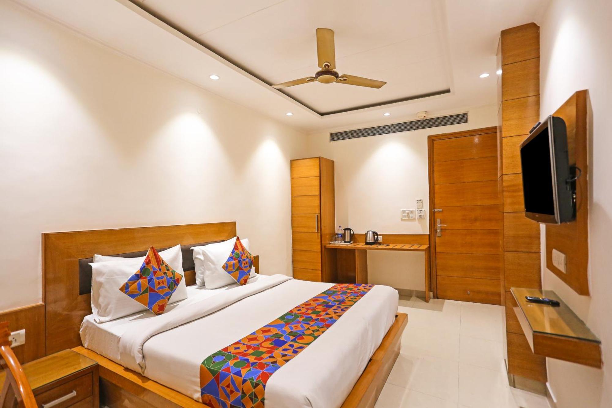 Hotel Silky Palace Near Igi Airportt New Delhi Luaran gambar